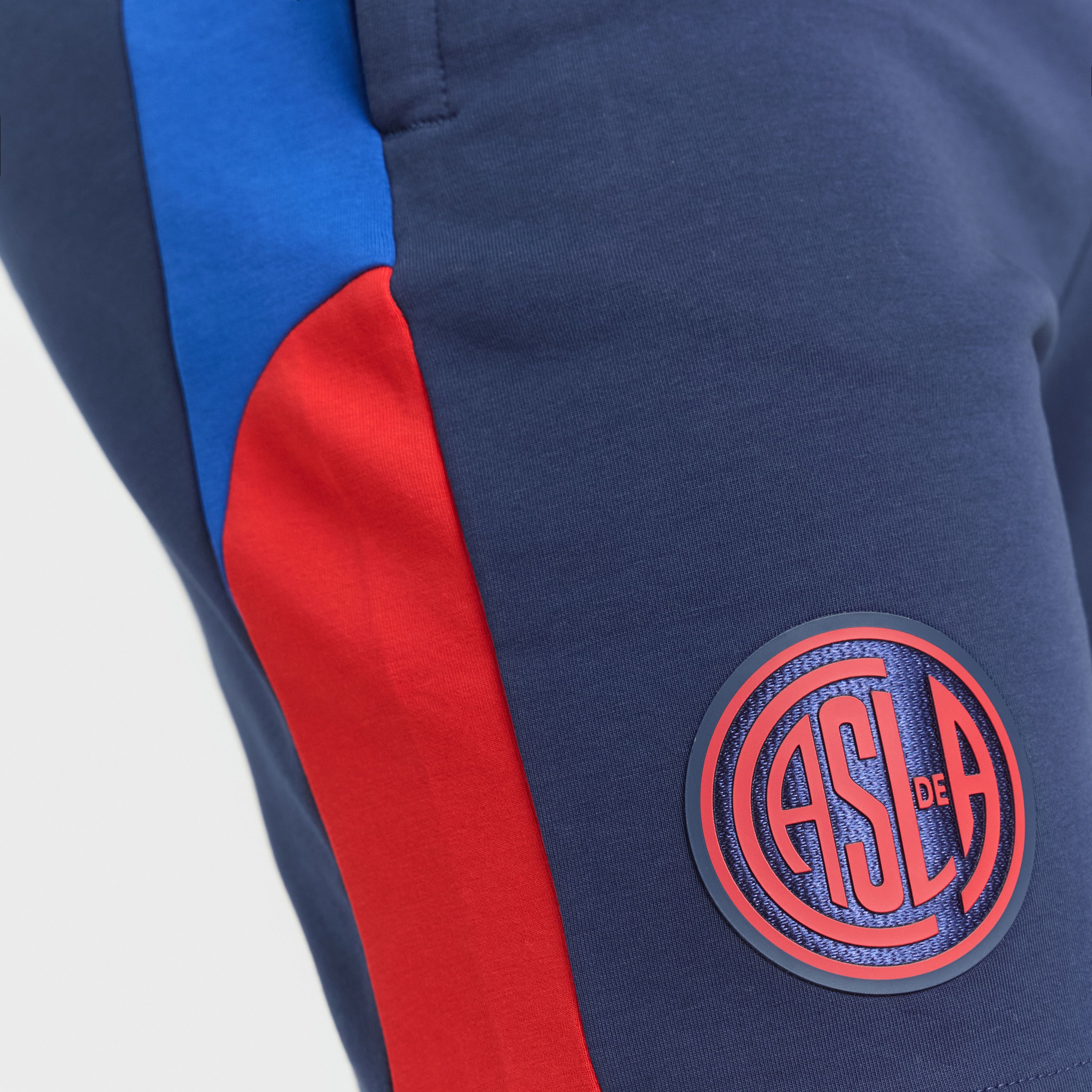 Short de salida de hombre San Lorenzo — imagen 2